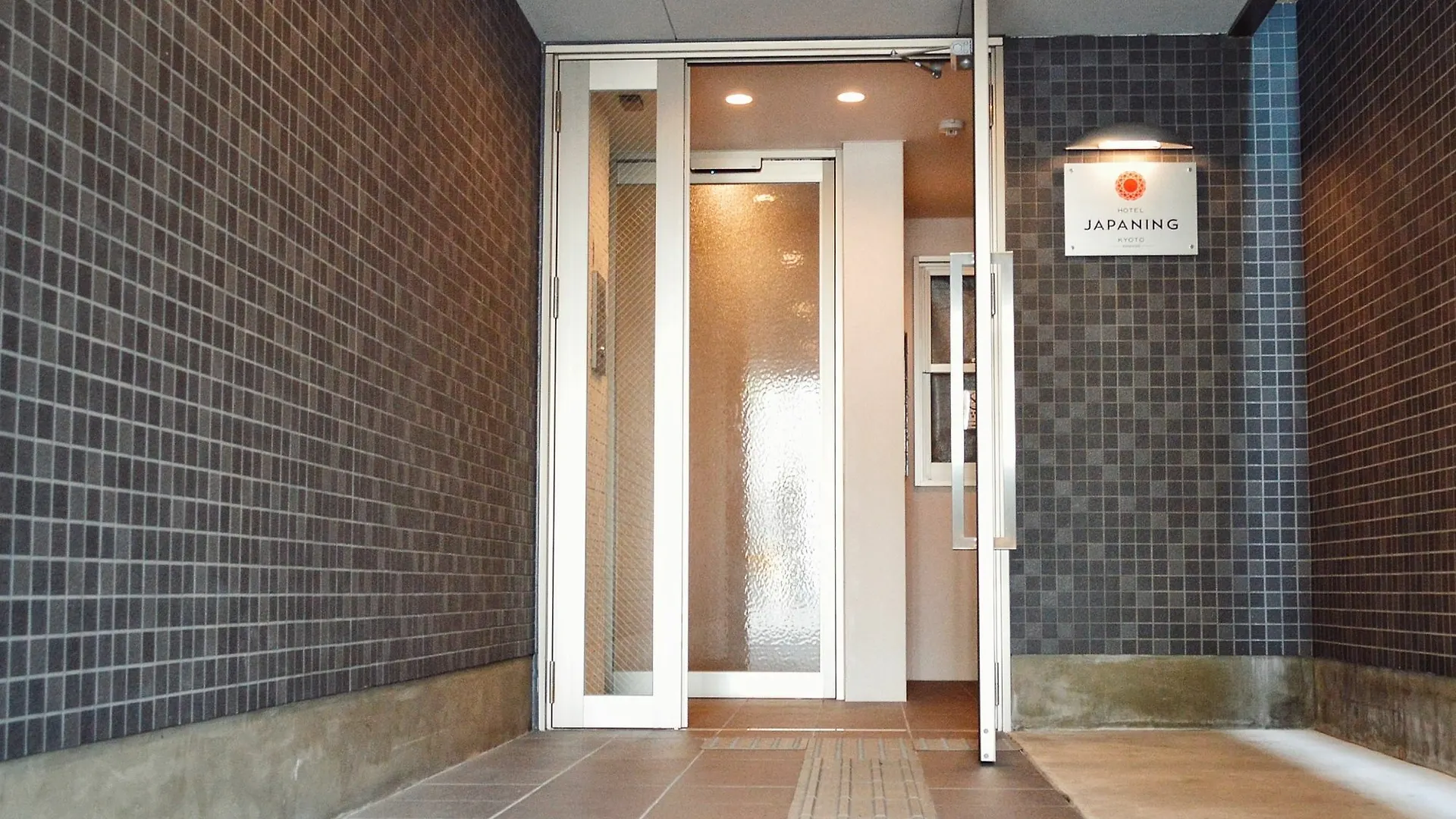 Japaning Kyoto Hotel Enmachi 2*,  Japan